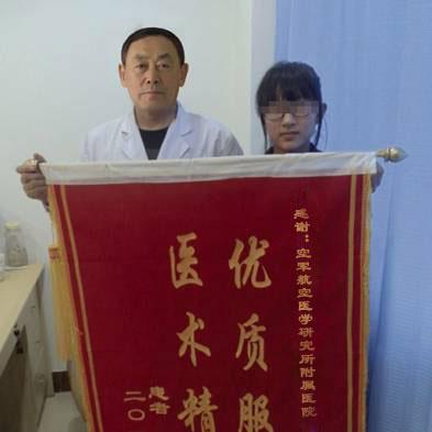 ���综����ͬѧ�������ͽ�������־������л��